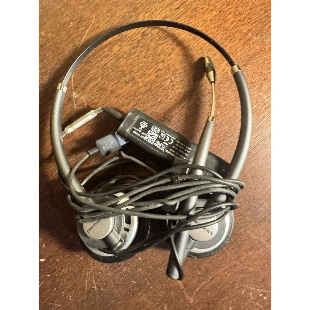 Platonic Headset With Microphone And Control Buttons Hw725 Model No